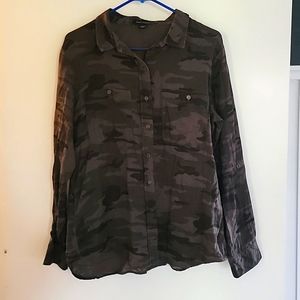 Sanctuary Tomboy Shirt Camouflage Size Large